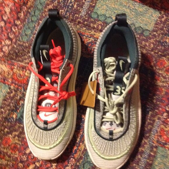 Nike Men's Cosmic Unity 3 Multicolor Sneakers - 11.5 - New in Box - Picture 2 of 11